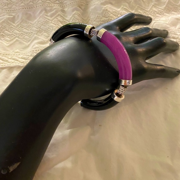 JADE ONYX BANGLE SS